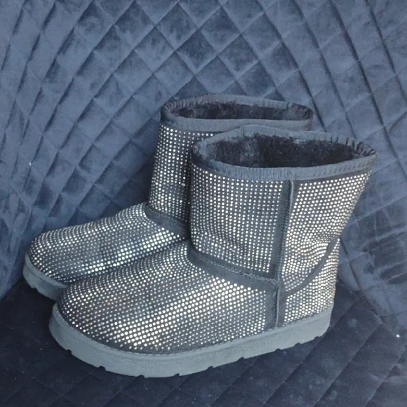 TOP Moda Silver Winter Boots - Picture 3 of 6
